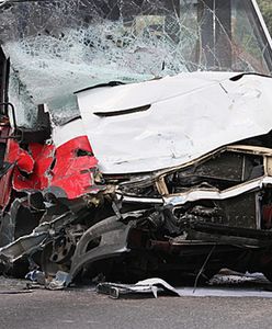 Zderzenie tira z busem na krajowej 4 w Łapczycy. Wielu rannych