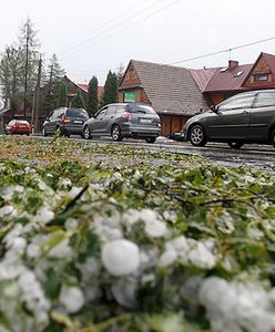 Burze z gradem nad Polską. Wybite szyby, połamane drzewa