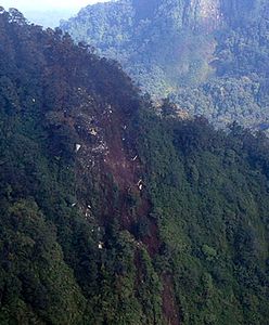 Znaleziono czarną skrzynkę rosyjskiego samolotu, który rozbił się w Indonezji