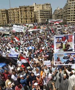 Nieznani sprawcy zabili demonstrantów pod ministerstwem w Kairze