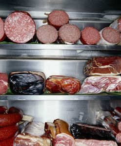 Co jest w wędlinach? "Prawie w ogóle mięsa"