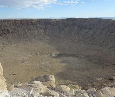 Krople jak asteroidy