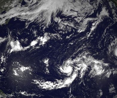 Do Japonii zbliża się potężny tajfun, odwołano setki lotów