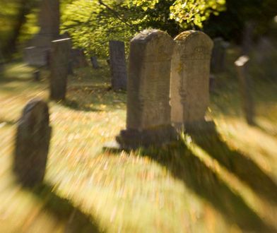 Po całej Rosji rozsiane są mogiły Polaków