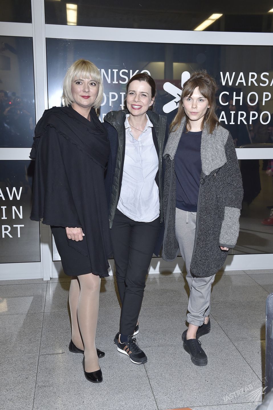 Agata Kulesza i Agata Trzebuchowska na lotnisku w Warszawie

Fotografia: ONS