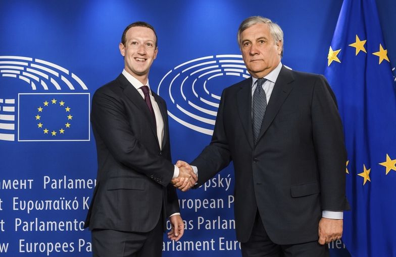 Przewodniczący PE Antonio Tajani mówił, że wysłuchanie ma związek m.in. z troską o to, by Europejczycy brali udział w "wolnych wyborach".