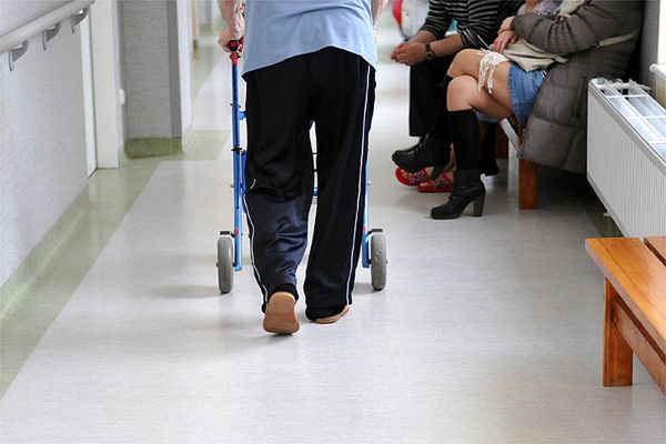 Katowicki szpital może nie dostać pieniędzy za leczenie w lutym