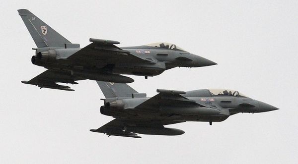 Myśliwce Typhoon FGR4 należące do brytyjskich sił powietrznych