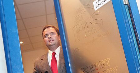 Tych 16 posłów "przestanie być członkami PiS"?
