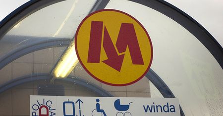 Awaria w warszawskim metrze. Nie kursują pociągi