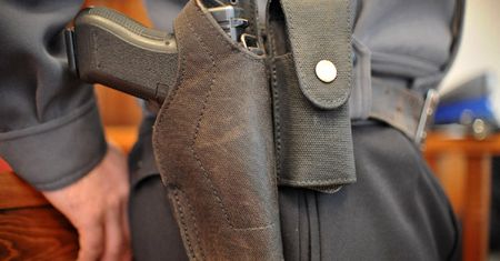 Prokuratura bada okoliczności użycia broni przez policję