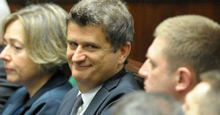 Palikot: Leszek Miller powinien wycofać się z życia politycznego