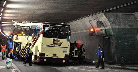 Kierowca autokaru, który rozbił się w Szwajcarii, był trzeźwy
