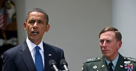 Generał David Petraeus, szef CIA, odchodzi. Wdał się w związek pozamałżeński