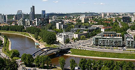 Litwini: Polacy są religijni i mają fajne sklepy