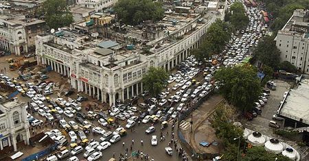 Awaria sieci energetycznej w Indiach. 600 mln ludzi bez prądu