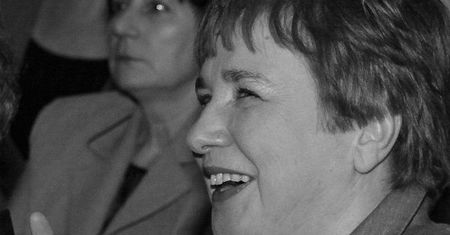 Nie żyje Krystyna Nizowicz - jedna z wokalistek zespołu Filipinki