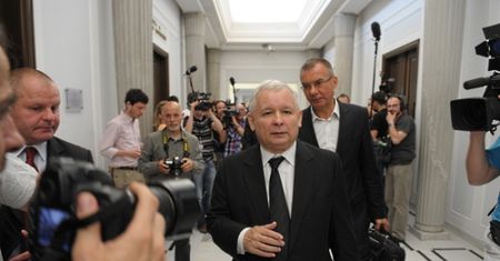 Kaczyński liczy na aktywizację naukowców ws. katastrofy smoleńskiej