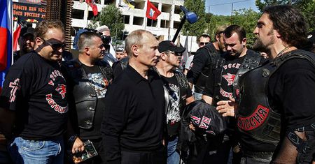 Jan Wróbel: jak się przygotujemy na nieuchronność wojny, to ona stanie się nieuchronna