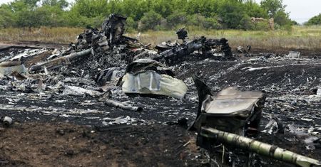 Pierwsze ciężarówki ze szczątkami boeinga wjeżdżają do Polski