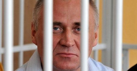 Łukaszenka uwolnił więźniów politycznych. Umocnił swoją pozycję, zadowolił Rosję i UE
