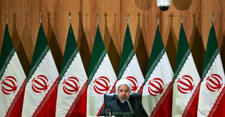 Iran: tysiące ludzi świętuje 35. rocznicę rewolucji islamskiej