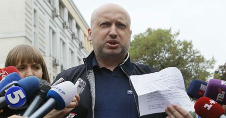 Ołeksandr Turczynow za dialogiem z Rosją, za integracją europejską Ukrainy