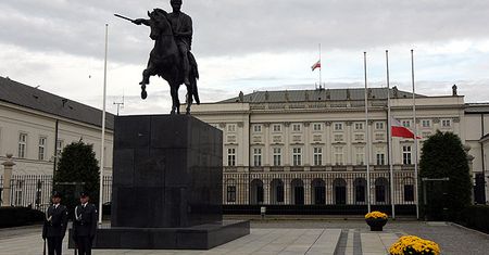 3 listopada żałoba narodowa po śmierci Tadeusza Mazowieckiego