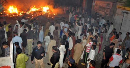 Pakistan: kobieta i dwie dziewczynki zginęły przez "bluźnierstwo"