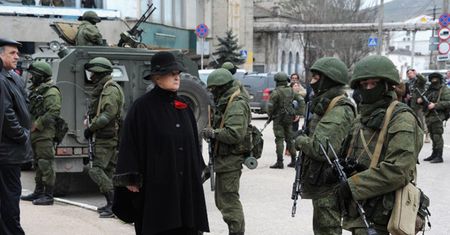 Litwa szykuje się na wojnę hybrydową. Czy będzie w stanie przeciwstawić się "zielonym ludzikom"?