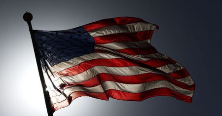 Nieboszczyk wygrał prawybory w USA
