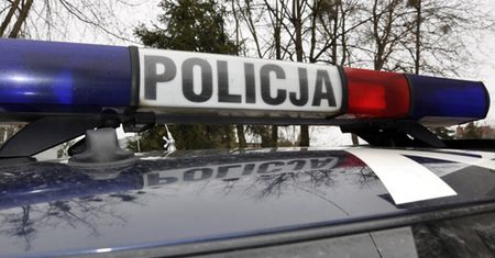 Ojciec i syn zginęli w wypadku samochodowym na "trójce". Droga jest zablokowana