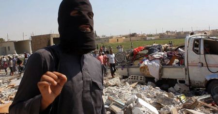 Były zakładnik opisuje psychologiczne tortury stosowane przez IS w Syrii