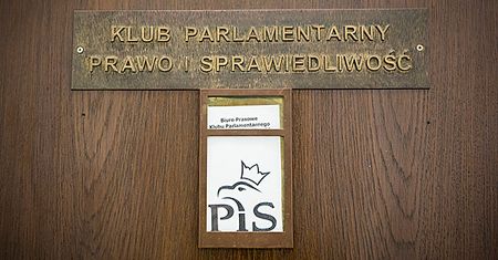 Kolejne ataki na polityków PiS. Grożą im śmiercią