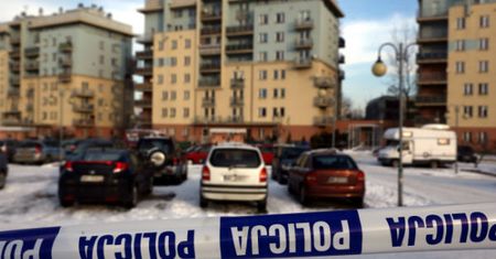 Warszawski policjant ranił żonę i zastrzelił się. Sąsiadka: opatrywałam ją wraz z mężem