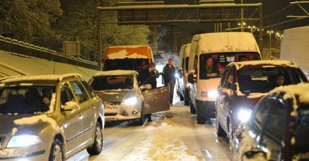 Trudne warunki atmosferyczne w całym kraju