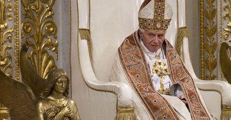 Benedykt XVI abdykuje. Brat papieża Georg Ratzinger: nadszarpnięte zdrowie powodem dymisji
