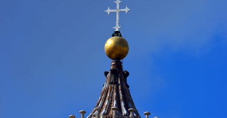 Watykan: pokaz antyislamskiego filmu podczas synodu wywołał protest