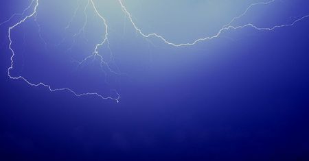 Niespokojna sytuacja pogodowa na Śląsku. Uwaga na burze i ulewy