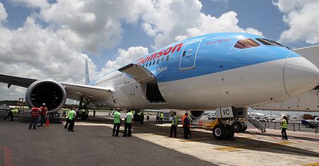 Dreamliner musiał zawrócić z trasy z powodu problemów technicznych