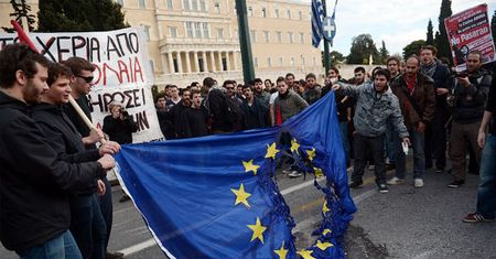 Zachód nie chce Unii Europejskiej? Gwałtowny spadek poparcia dla integracji