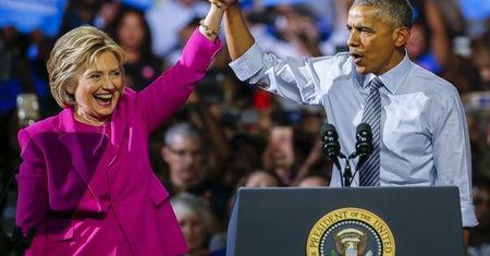 Obama pomaga Clinton na pierwszym wspólnym wiecu przedwyborczym