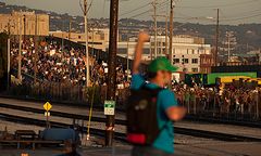 Port w Oakland unieruchomiony przez demonstrantów