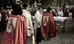 Egzorcyzmy na mszy ks. Natanka - zobacz film