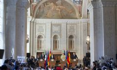 Silvio Berlusconi odszedł w niesławie. Wróci do polityki?