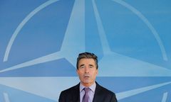 Anders Fogh Rasmussen: NATO bardzo zaniepokojone koncentracją rosyjskich wojsk