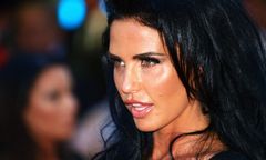 Wpadka arabskiego serwisu. Dziennikarze nabrali się na żart z seksbombą w roli głównej