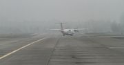 Gęsta mgła utrudnia prace krakowskiego lotniska