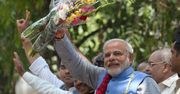 Powiew wielkich zmian w Indiach. Spektakularny sukces prawicy ma twarz Narendry Modiego