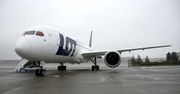 W Warszawie wylądował polski Dreamliner - pierwszy taki samolot w Europie